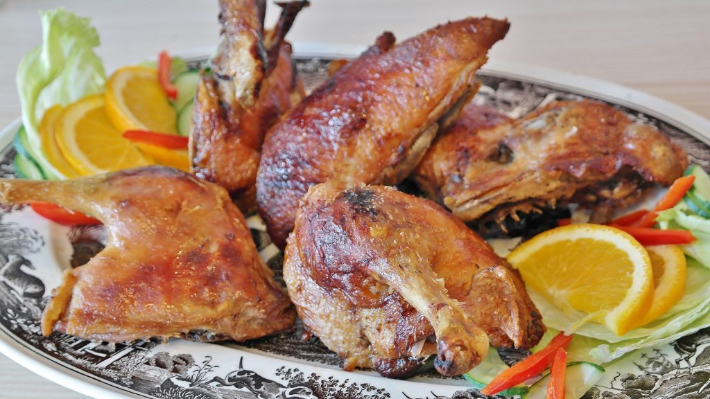 Try the delicious barbecued duck the next time you visit Kau Kau. 